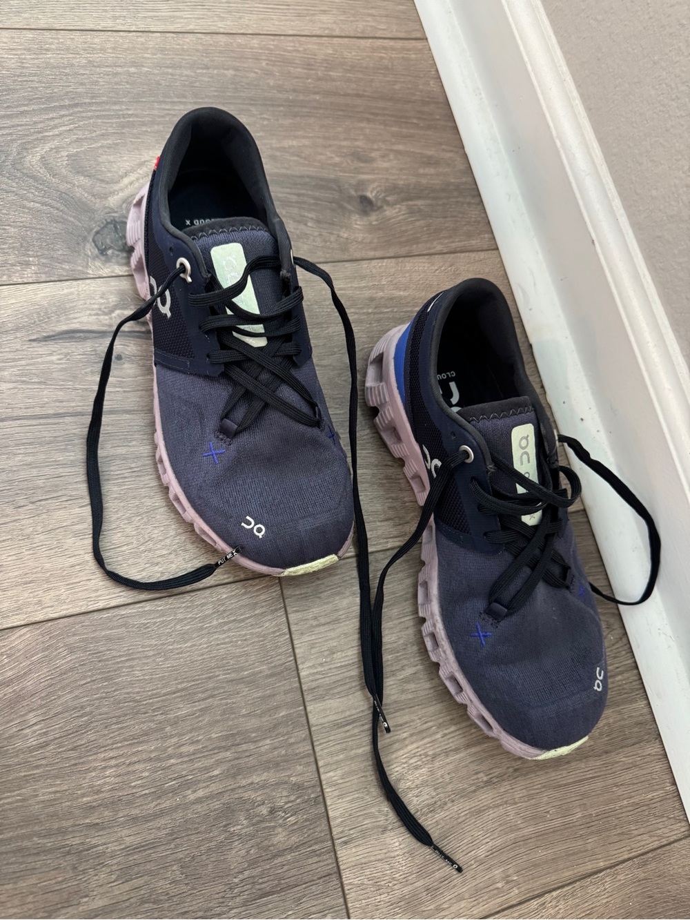 On Running Women’s Sneakers - Navy and Light Purple - Picture 2 of 3